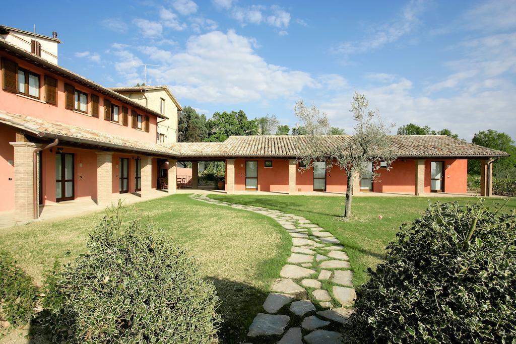 Country House Poggio Fiorito Assis Exterior foto