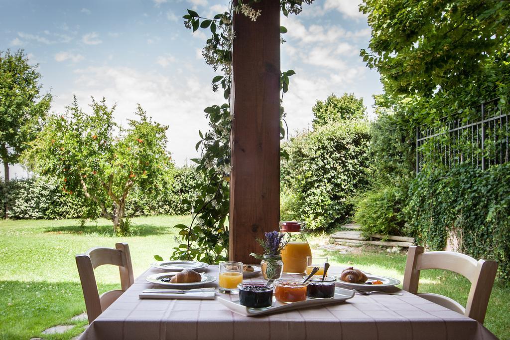 Country House Poggio Fiorito Assis Exterior foto